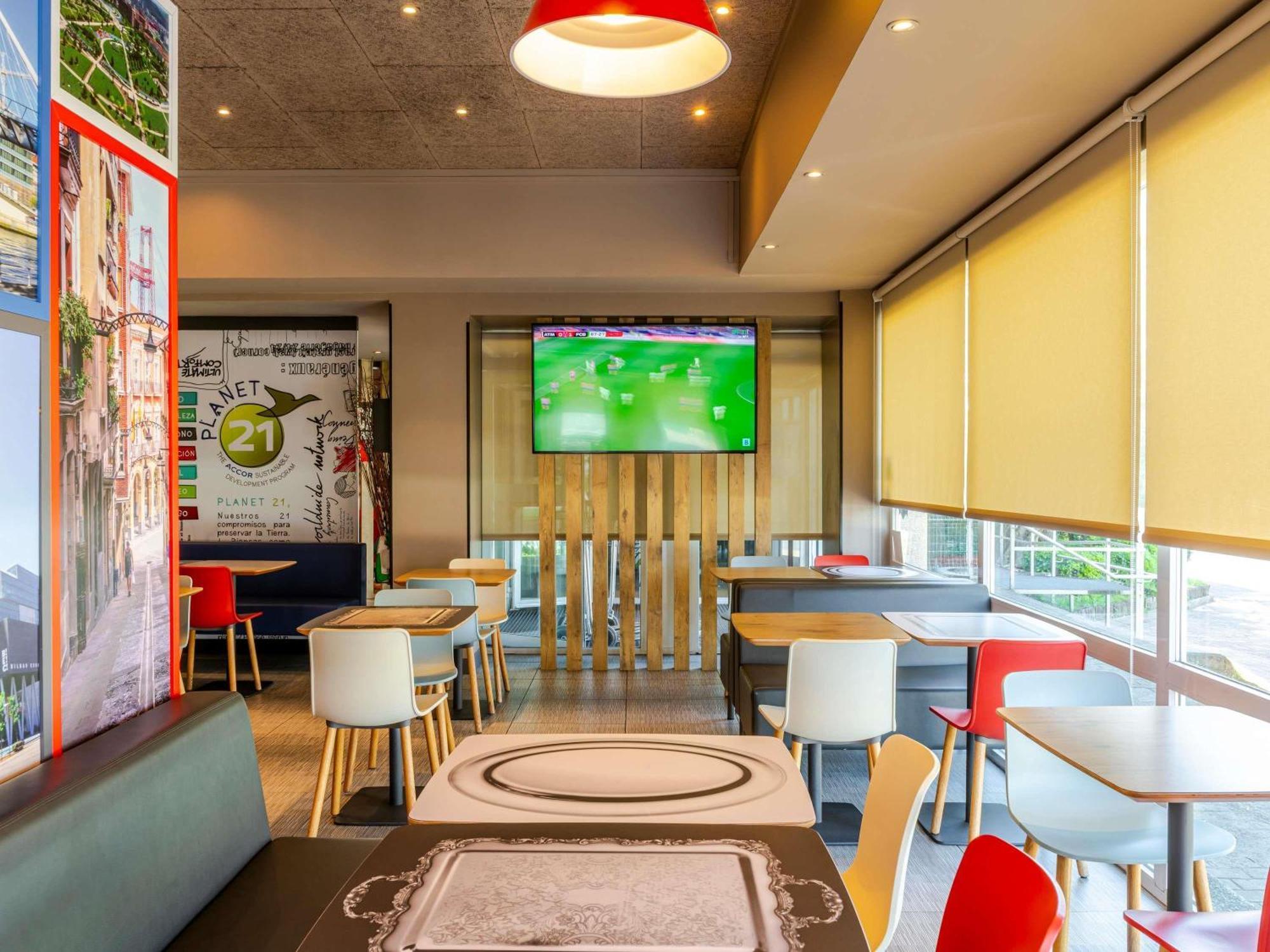 Ibis Bilbao Barakaldo Hotel Exterior photo